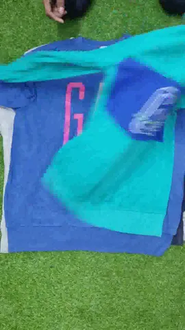 Gap Sweatshirt 06 pcs